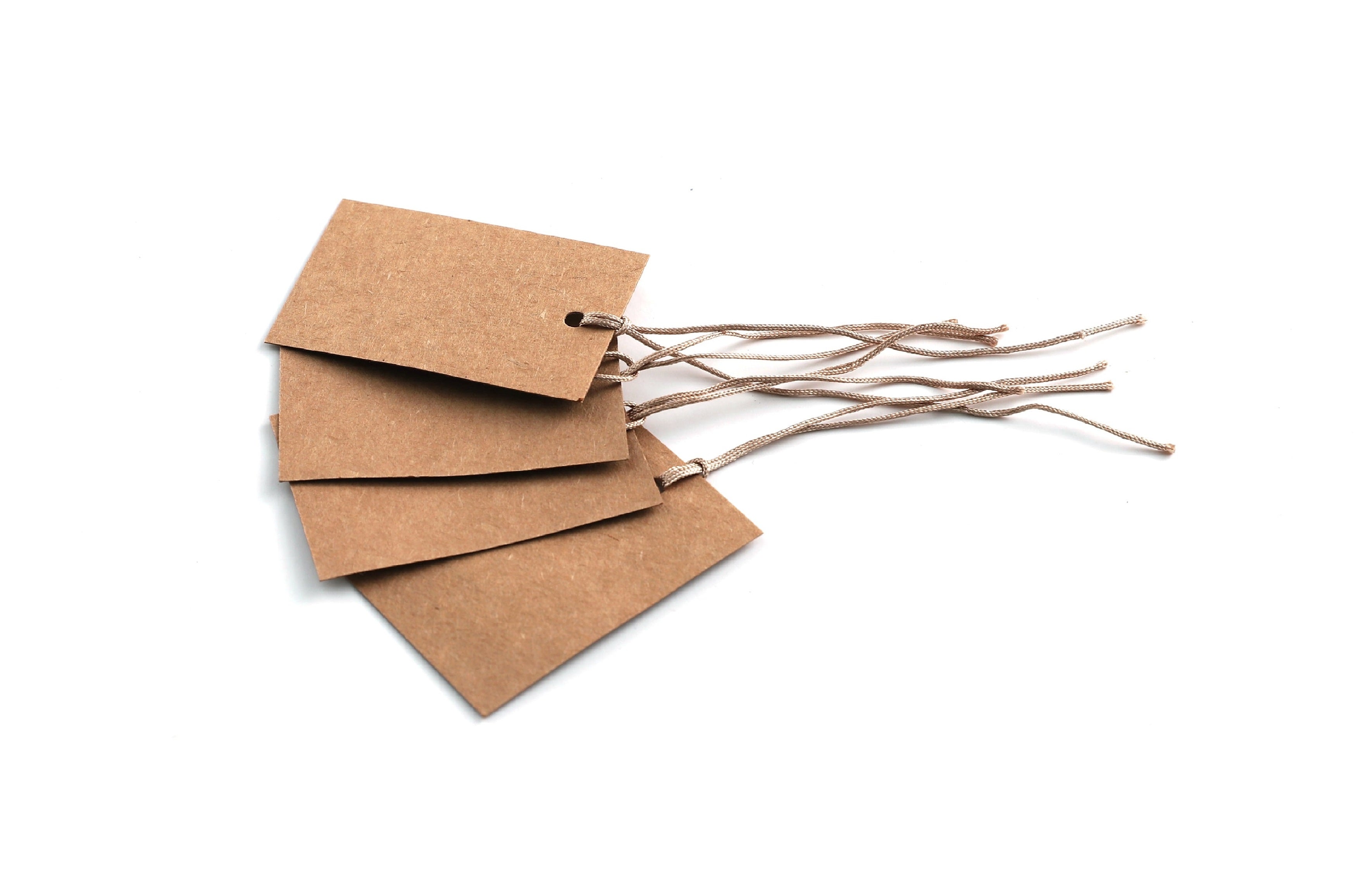 100 x Strung Hanging Card Clothing Tags 60mm x 40mm Brown